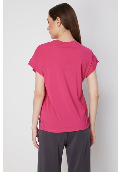 On Kadın V Yaka Parçalı T-shirt 71475 Fuşya
