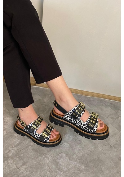 Preshley Kadın Mendez Beyaz Leopar Çift Bantlı Kabsül Ve Vardola Deyatlı Kalın Taban Ortopedik Sandalet K-120 Preshley Kadın Mendez Beyaz Leopar Çift Bantlı Kabsül Ve Vardola Deyatlı Kalın Taban Ortopedik Sandalet K-120
