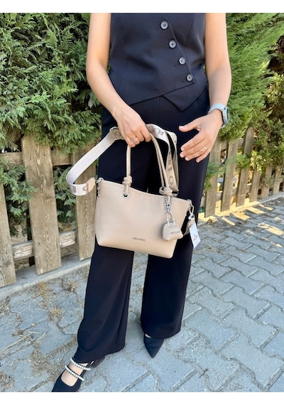 Just Polo Kadın Su Geçirmez Yumuşak Deri Ayarlanabilir Askılı Lüks El & Omuz Çantası Bej 75628033