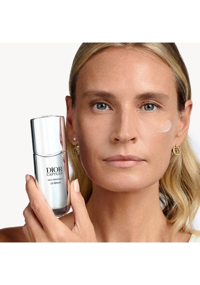 Capture Le Sérum - Yenileyici Ve Tazeleyici Yüz Kremi - 75ml