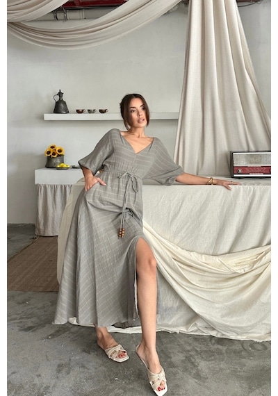 Defymoda V Yaka Bel Boncuk Bağlamalı Müslin Elbise Yırtmaç Detaylı - Gri Gri