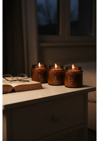 3 Lü Vanilya Kokulu Aromaterapi Mum %100 Doğal Soya Wax Kapaklı Amber Cam Krem Renk 100 Cc Amber