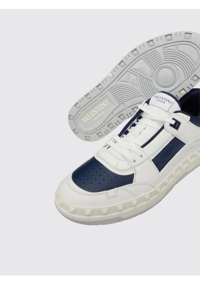 Valentino Garavani - Freedosts Low - Top Sneaker In Calfskin Beyaz