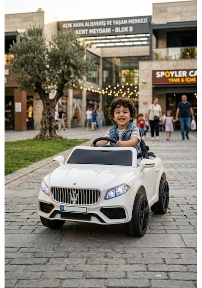Massimo Gt 4x2 12v Uzaktan Kumandalı Led Farlı 2x Arka Süspansiyonlu Kemerli Çocuk Akülü Araba Beyaz
