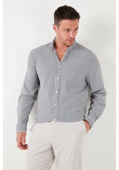 Buratti Pamuklu Çizgili Düğmeli Yaka Uzun Kollu Regular Fit Erkek Gömlek Cf23S112237 Siyah Buratti Pamuklu Çizgili Düğmeli Yaka Uzun Kollu Regular Fit Erkek Gömlek Cf23S112237 Siyah