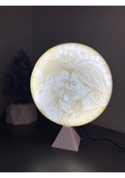 Kişiye Özel Fotoğraflı Işıklı Led Dekoratif Masa/gece Lambası Hediye Sevgililer Günü Adaptör Dahil Çok Renkli