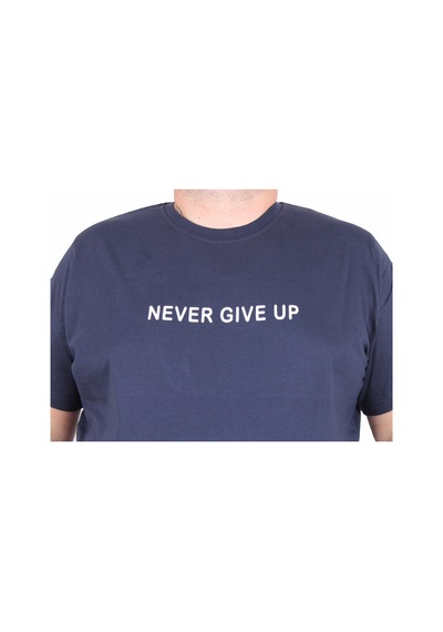 Moc Grande Mocgrande Erkek Büyük Beden Sıfır Yaka Tişört Never Give Up 25140 Lacıvert Lacivert Moc Grande Mocgrande Erkek Büyük Beden Sıfır Yaka Tişört Never Give Up 25140 Lacıvert Lacivert