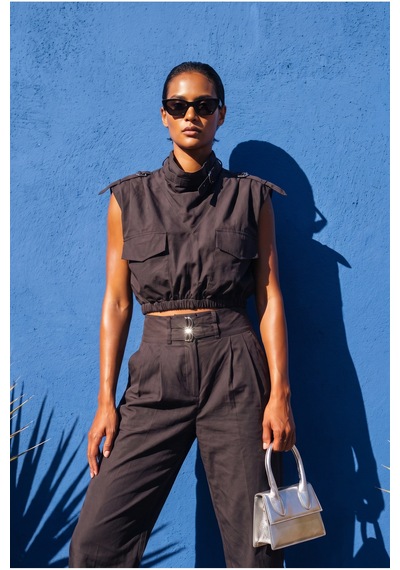 Fashion Cocktail Urban Metal Çift Tokalı Apoletli Büzgülü Bel Crop Dik Yaka Yüksek Bel Ve Kargo Cepli Baharlık Mevsimli Utilitarian Takım kahverengi Fashion Cocktail Urban Metal Çift Tokalı Apoletli Büzgülü Bel Crop Dik Yaka Yüksek Bel Ve Kargo Cepli Baharlık Mevsimli Utilitarian Takım kahverengi