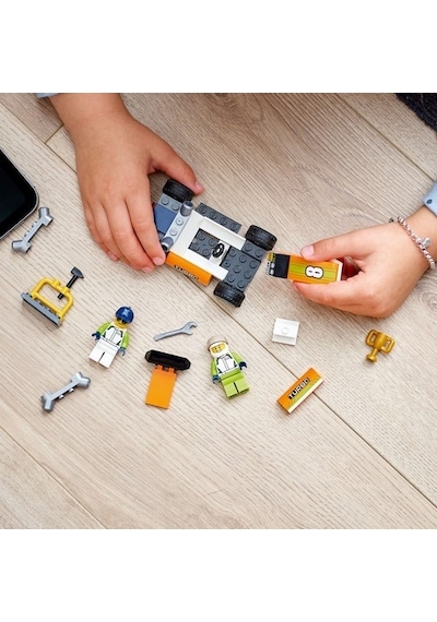 LEGO® City 60322 Yarış Arabası 46 Parça