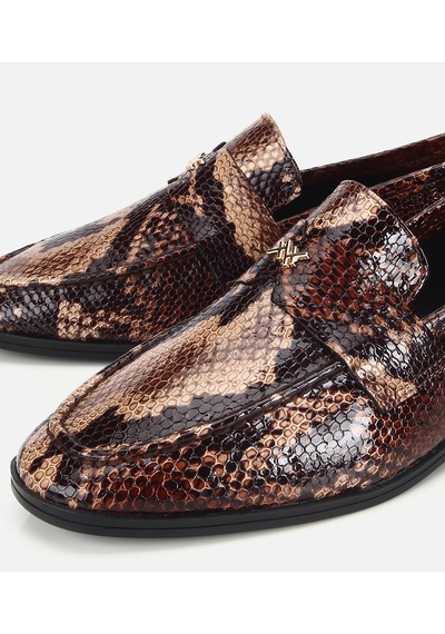 Hotiç Kadın Deri Kahverengi Yılan Baskılı Klasik Loafer