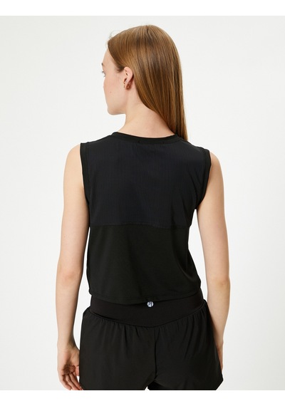 Koton Spor Crop Kolsuz Tişört Bisiklet Yaka Rahat Kalıp Siyah 4sak30156nk Siyah