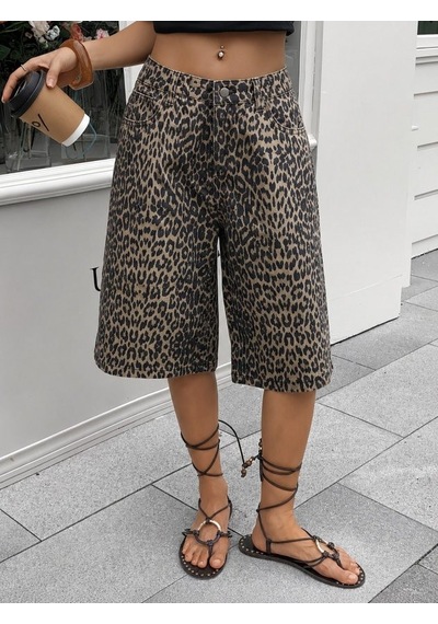 Efnaz Style Kadın Yüksek Bel Leopar Desen Detaylı Kısa Kot Şort