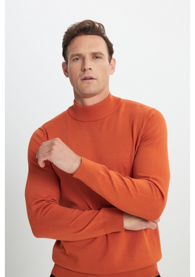 AC&Co / Altınyıldız Classics Erkek Standart Fit Normal Kesim Yarım Balıkçı Yaka Triko Kazak Kiremit AC&Co / Altınyıldız Classics Erkek Standart Fit Normal Kesim Yarım Balıkçı Yaka Triko Kazak Kiremit