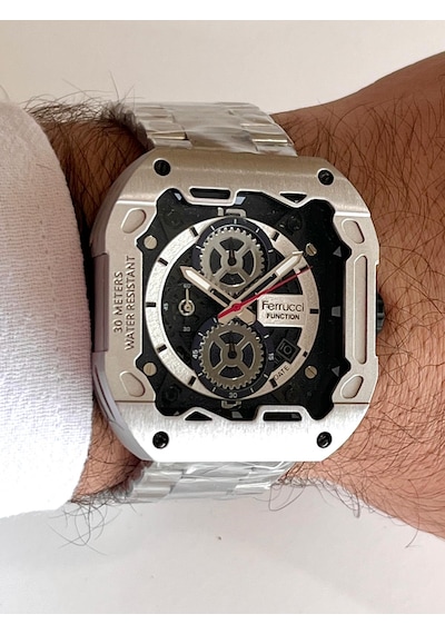 Ferrucci Kare Kadran Silver Renk Fonksiyonları Aktif Takvimli 45mm Kasa Çap Erkek Kol Saati Gümüş