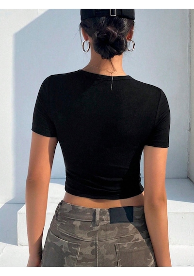 Liona Bisiklet Yaka Asimetrik Stil Siyah Renk Fitilli Kısa Kollu Slim Fit Crop Top Bluz Siyah
