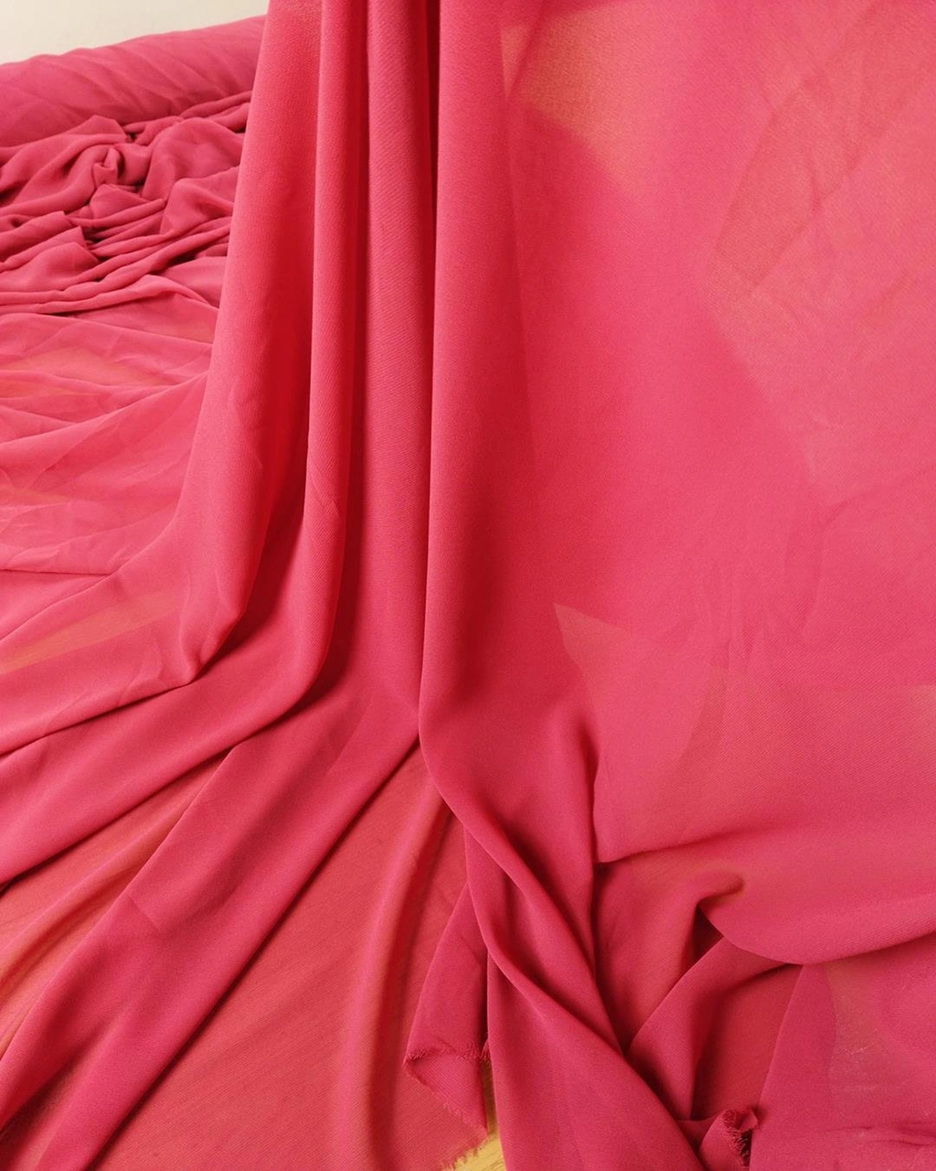 Şifon Koyu Pembe Renk 150 En X 210 Boy -1204 Renkli