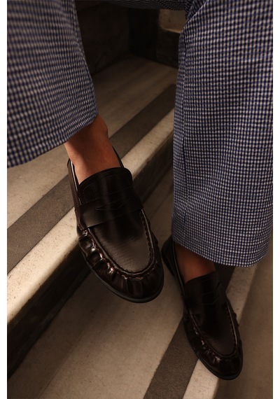 Lutvelizade Loafer 2517 Klasik Deri Görünümlü Oval Burun Acı Kahve Kadın Loafer Acı Kahverengi