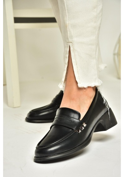 Fox Shoes T820100309 Siyah Günlük Loofer Kadın Ayakkabı Siyah