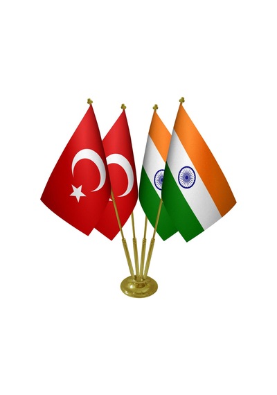 Masa Üstü Hindistan Bayrağı Türk Bayrağı Dörtlü Pirinç Direk Masa