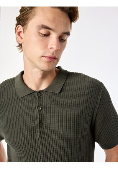 Koton Regular Fit Kısa Kollu Pamuklu Dokulu Düğmeli Polo Yaka Triko Tişört Haki 7wam70044ht