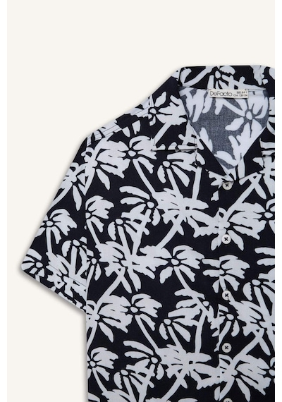 DeFacto Erkek Çocuk Oversize Geniş Kalıp Polo Yaka Desenli Kısa Kollu Gömlek E2969A825SMNV146
