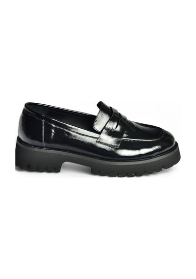 Fox Shoes V944086108 Siyah Hakiki Deri Rugan Kalın Tabanlı Makosen Ayakkabı Siyah