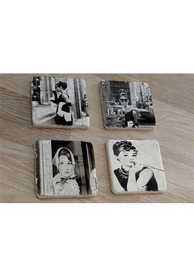 Siyah Beyaz Audrey Hepburn Fotoğrafları Doğal Taş Bardak Altlığı 4'lü Set - Natural Stone Coasters - Taş Beyaz - Siyah