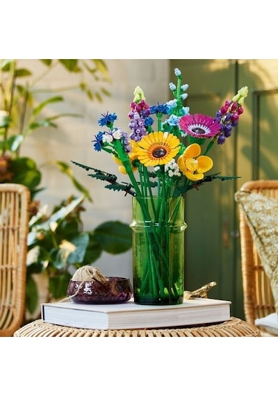 LEGO® Botanicals Kir Çiçekleri Buketi 10313 – Yetiskinler için 8 Tür Kir Çiçegi Içeren Dekoratif Model Yapim Seti (939 Parça)
