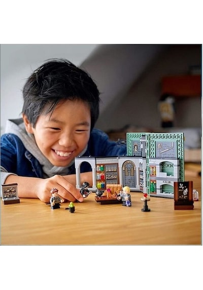 LEGO® Harry Potter 76383 Hogwarts Anısı İksir Dersi271 Parça