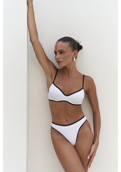 Mai Collection Mai Studios Co. Laili Kontrast Şerit Detaylı Beyaz Bikini Üstü Beyaz