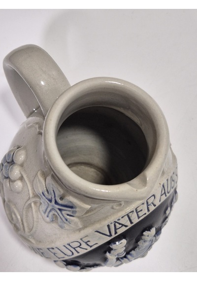 Vintage Kabartma Motifli Taş Seramik Şarap Sürahisi 15cm