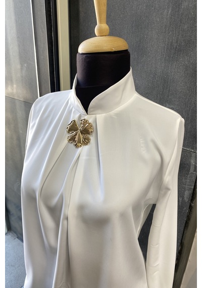 Pera Moda Gold Broş Detaylı Şık Bluz Gömlek Beyaz
