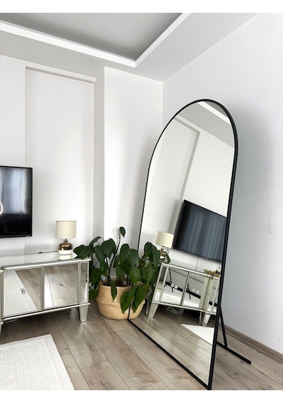 Effe Siyah Metal Çerçeveli 180x100 Cm Ayaklı Oval Boy Aynası
