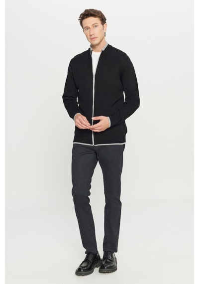 AC&Co / Altınyıldız Classics Erkek Sıyah Standart Fit Normal Kesim Dik Yaka Triko Ceket Siyah