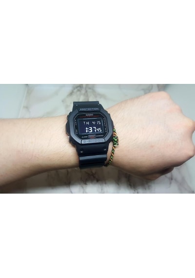 Casio DW-5600HR-1DR Erkek Kol Saati