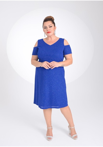 Lilas Xxl Büyük Beden Sax Renkli Omuz Detaylı Likralı Simli Abiye Elbise Saks Mavisi Lilas Xxl Büyük Beden Sax Renkli Omuz Detaylı Likralı Simli Abiye Elbise Saks Mavisi