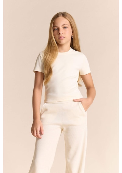 Defacto Slim Fit Dar Kesim Bisiklet Yaka Ribana Basic Düz Kısa Kollu Tişört Kız Çocuk B3054A824SM Ekru