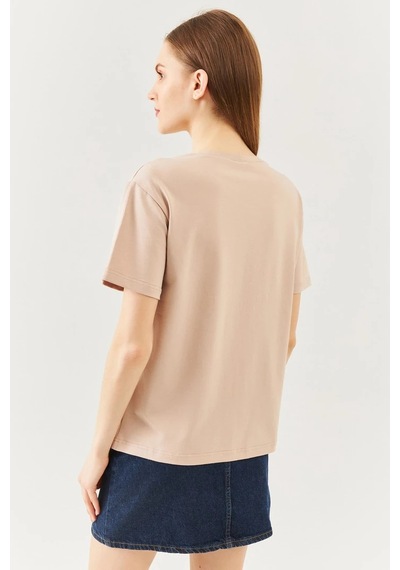 Kadın Rahat %100 Pamuklu Penye Bisiklet Yaka Kısa Kol Basic T-shirt Sütlü Kahve