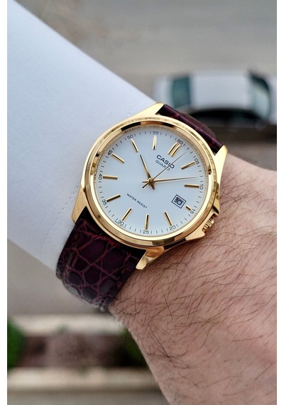 Casio Csıste209 Erkek Kol Saati
