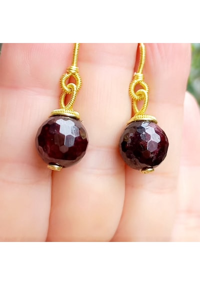 2637 Faset Kesim Garnet El Yapımı Küpe Bordo