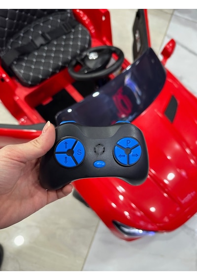 Mercedes Gt Akülü Araba 12 Volt 1-6 Yaş Önerilir. Kırmızı