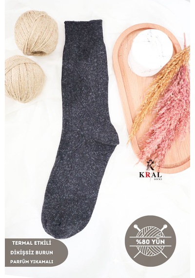 Kral Socks Dikişsiz Tasarım Lambswool Yünlü Kışlık Erkek Çorap Siyah