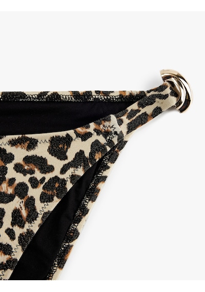 Koton Yanları Aksesuar Detaylı İpli Leopar Desenli Bikini Altı Kahverengi Ekose 6sak00027mm Kahverengi Ekoseli Koton Yanları Aksesuar Detaylı İpli Leopar Desenli Bikini Altı Kahverengi Ekose 6sak00027mm Kahverengi Ekoseli