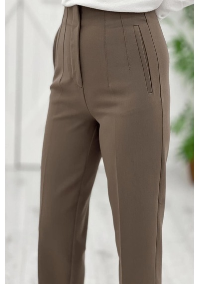 Kadın Model Yüksek Bel Kumaş Vizon Pantolon