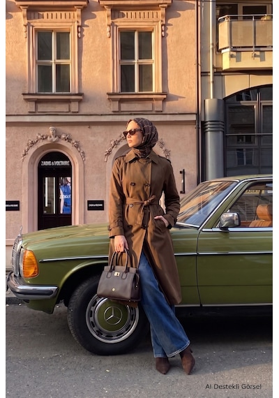 Armine Trend Klasik Yaka Belden Kuşaklı Çift Cepli 101 Cm Boy Trenckot Latte 26kt728 Açık Kahverengi