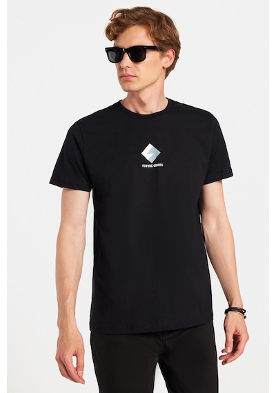 Tudors Erkek Slim Fit Dar Kesim %100 Pamuk Yumuşak Dokulu Baskılı Siyah Bisiklet Yaka Tişört-33166 Siyah Tudors Erkek Slim Fit Dar Kesim %100 Pamuk Yumuşak Dokulu Baskılı Siyah Bisiklet Yaka Tişört-33166 Siyah