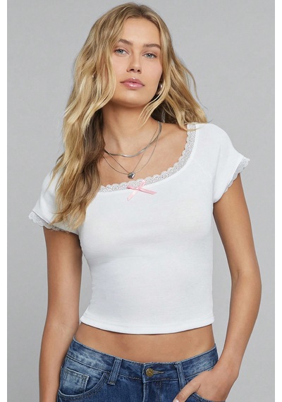 Fantezia Night Kadın Beyaz Göğsü Ve Kolları Dantelli Fiyonklu Kısa Kol Crop Top Bluz