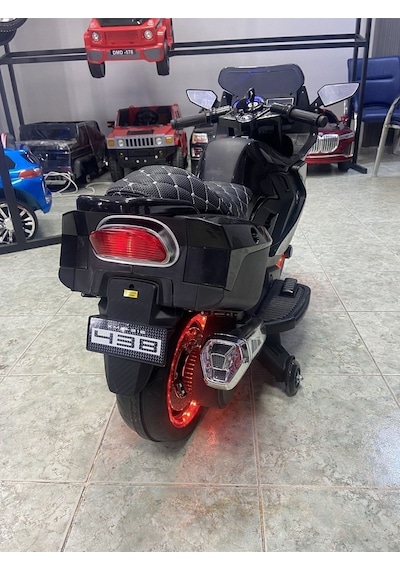 Oyuncaksepeti Poyraz Akülü Motor 12 Volt 2-8 Yaş Siyah