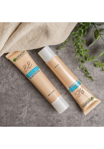 Skin Naturals Bb Krem Mucizevi Cilt Kusursuzlaştırıcı Karma/yağlı Ciltler Orta Ton 50 Ml Genel