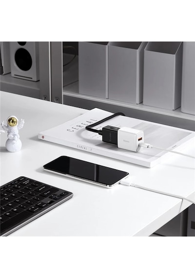 Northcity Çoklu Uyumlu Mini Uzatma Kablosu 1ac 1m 2500w - Eu/uk Adaptörlü